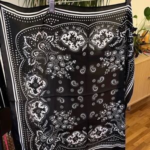 Amazon Black and White Paisley Scarf